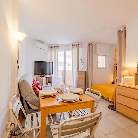 Regina-15 By Interhome *